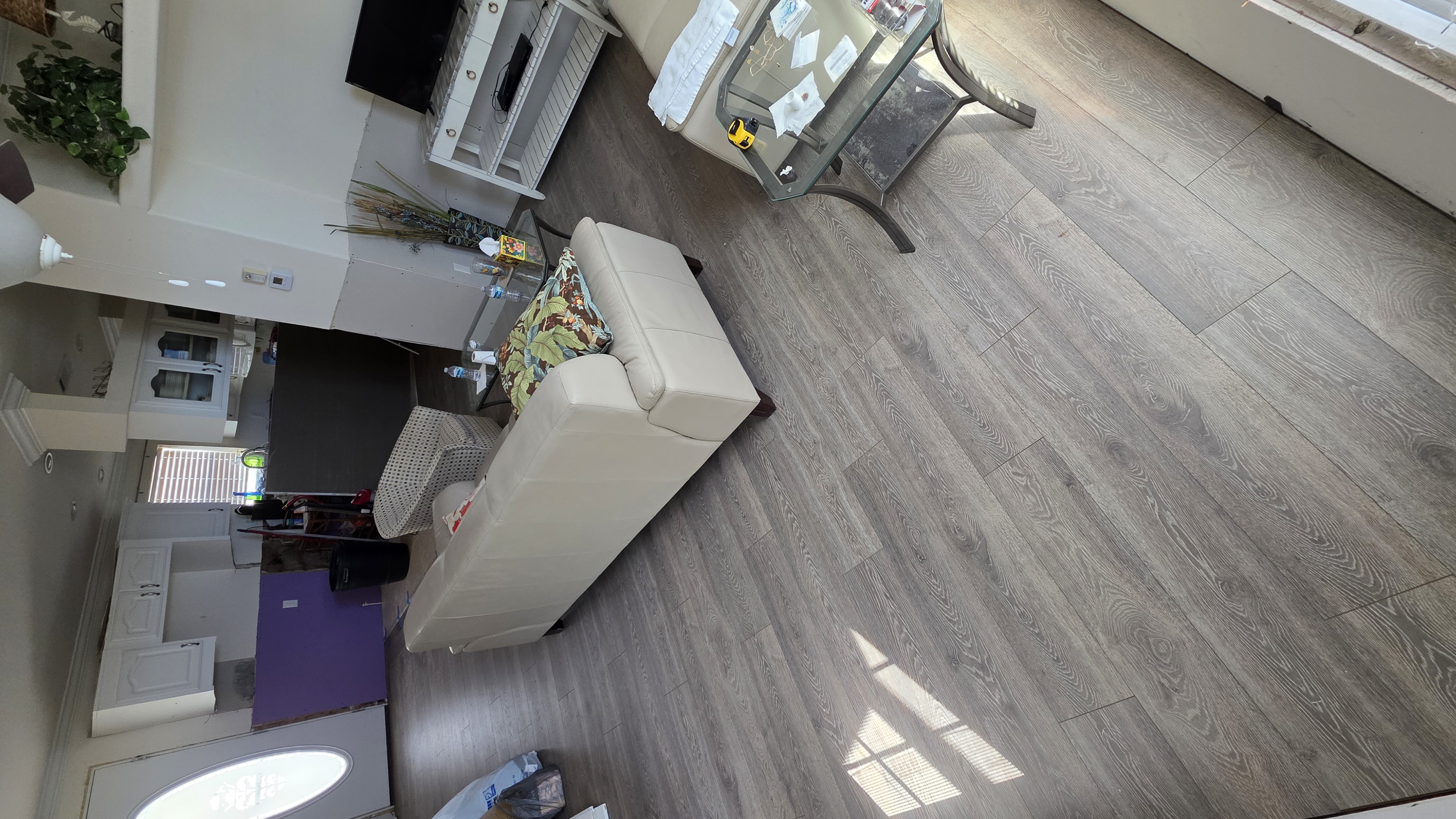 Laminate flooring installed